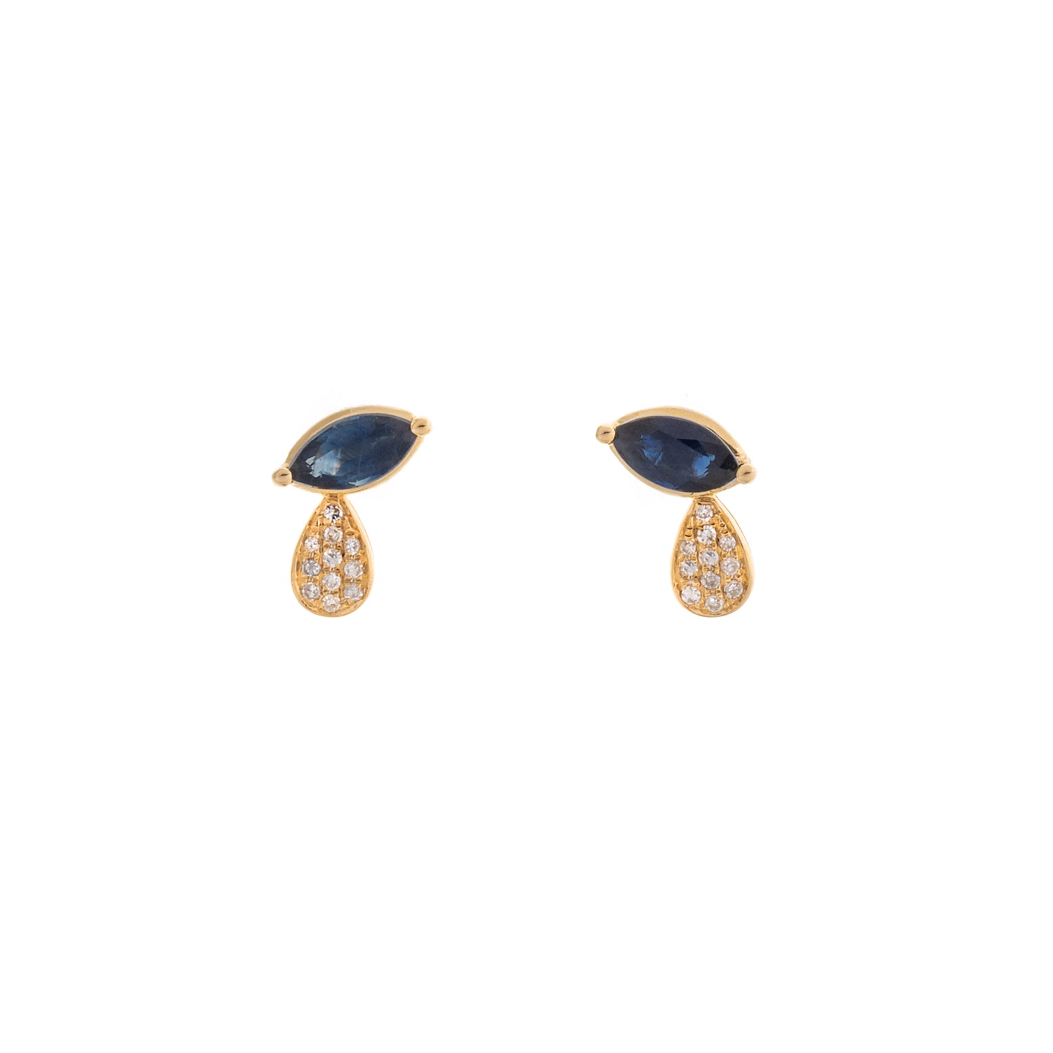 Sapphire Earring. Earrings. 18K gold earring. White Gold, yellow gold, rose gold. Perfect Gift. Earring gift. Fine jewelry. Anatol. Kifissia. Golden Hall. Σκουλαρίκι χρυσό. Σκουλαρίκι  με ζαφείρια. Σκουλαρίκι τρυπητό. Σκουλαρίκι με ζαφείρι. Σκουλαρίκι με διαμάντια. Athens. Κηφισιά. Σκουλαρίκι με μπριγιάν.