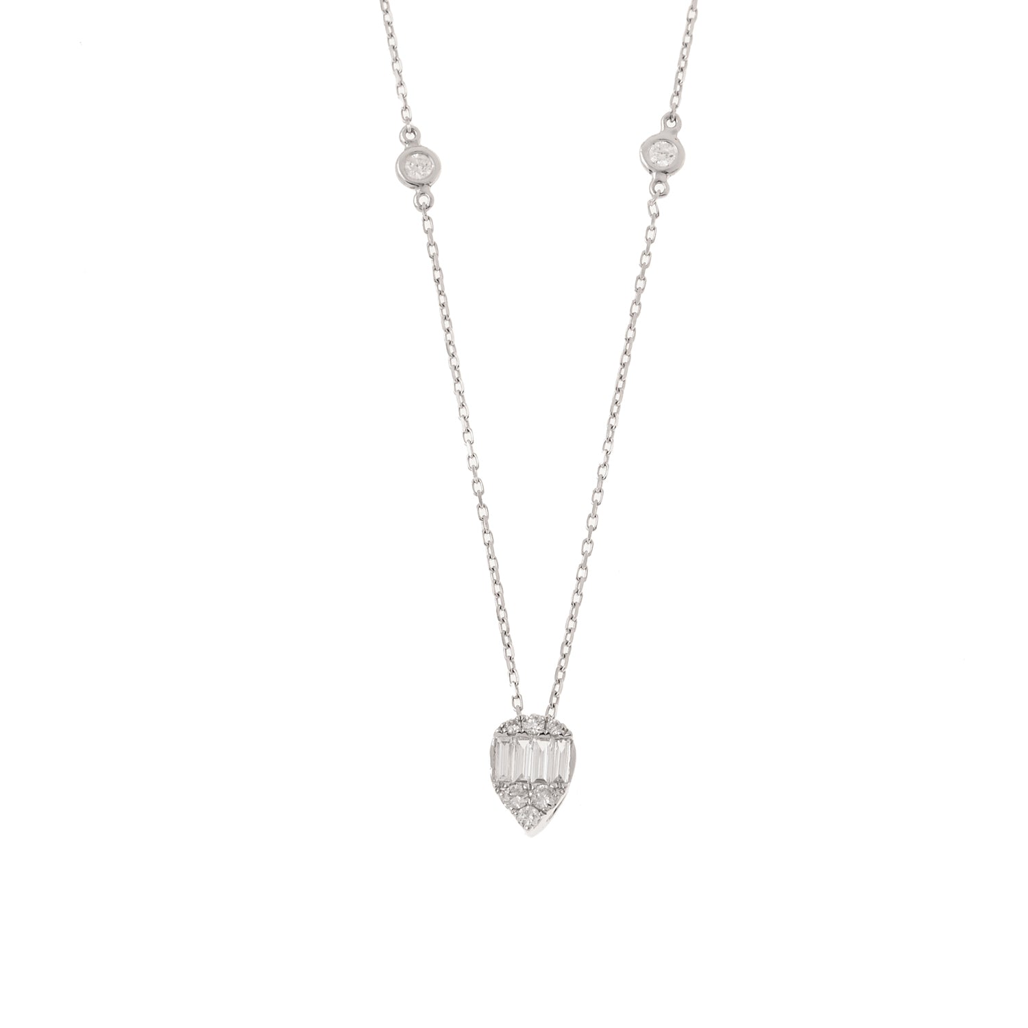Fine Jewelry Necklace. Diamond Necklace. Gold and diamond Necklace. High end jewelry Necklace. Expensive jewelry. Expensive Necklace. Anatol jewelry. Kifissia. Golden Hall. Χρυσά κοσμήματα. Κοσμήματα Κηφισιά. Κολιέ με διαμάντια. Κολιέ με μπριγιάν. Ακριβό Κολιέ. Χρυσό Κολιέ. Pear shaped diamond necklace.