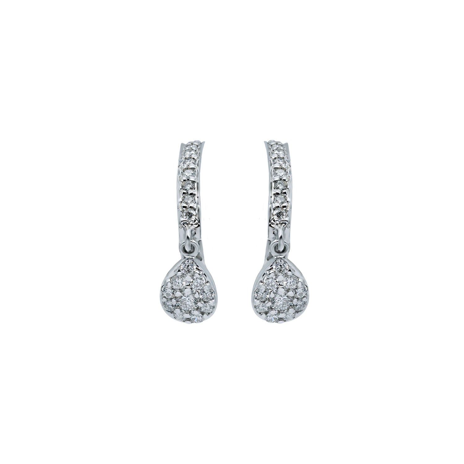 Diamond Hoop earrings. Hoop earrings. Gold hoop earrings. Gold and Diamond hoop earrings. Easy to wear hoops. Diamond hoops. Diamond earrings for gift. Χρυσοί κρίκοι. Διαμαντένιοι κρίκοι. Κρίκος με διαμάντια. Σκουλαρίκια κρίκοι. Σκουλαρίκι για δώρο. Fine jewelry. Anatol. Kifissia. Golden Hall. Athens.
