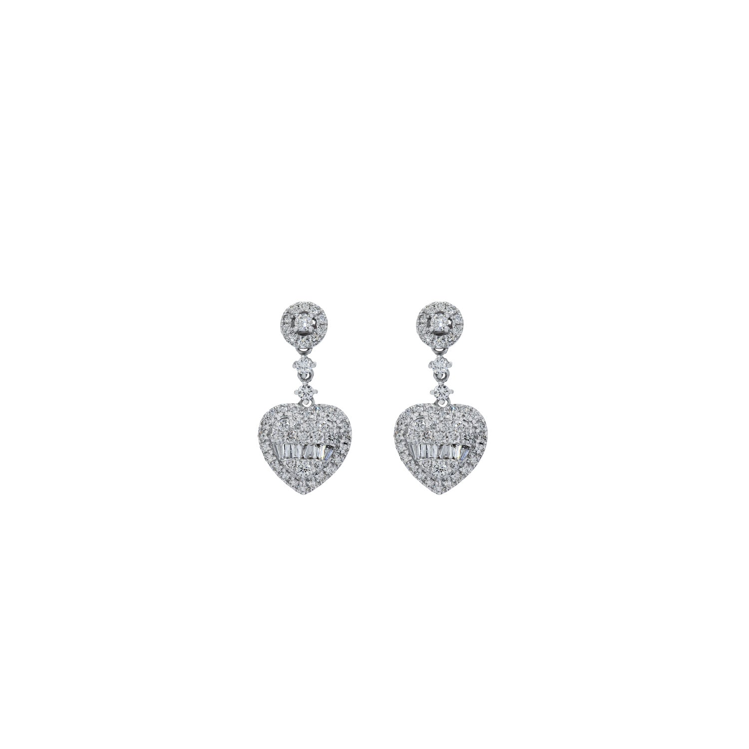 Diamond Earrings. Earring for Gift. Stud Earring. Anatol. Gift. Everyday earring. Easy to wear earring. Sparkly earring. Anatol Jewelry. Fine Jewelry. Golden Hall. Kifissia. Χρυσό σκουλαρίκι. Σκουλαρίκι καρφωτό. Σκουλαρίκι με διαμάντια. Χρυσά κοσμήματα. Κοσμήματα Κηφισιά. Σκουλαρίκι με μπριγιάν.