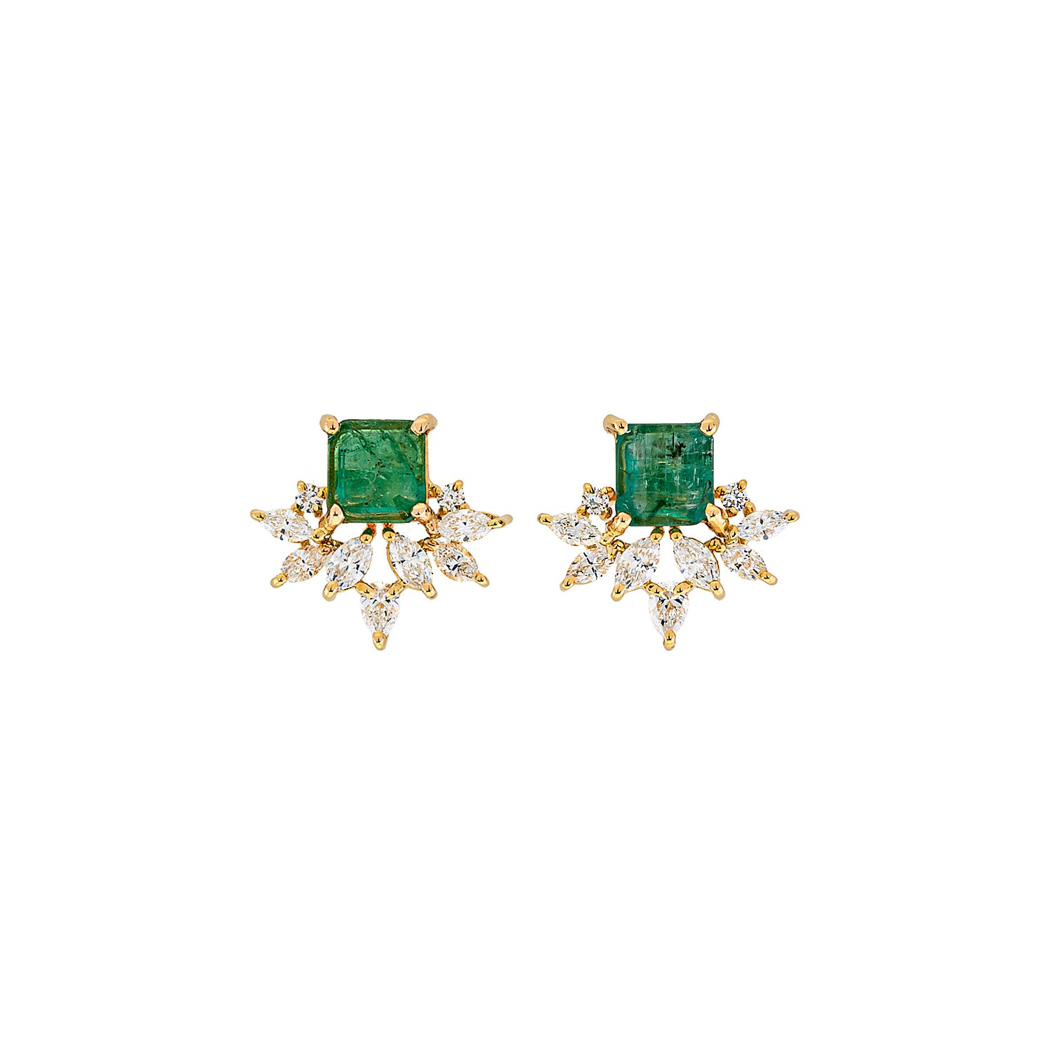 Emerald Earring. Diamond and emerald Earring. Diamond Earring. Anatol jewelry. Fine jewelry. Golden Hall. Kifissia. Vivid green emerald. Σκουλαρίκι με σμαράγδι. Σκουλαρίκι με διαμάντια και σμαράγδι. Σκουλαρίκι με μπριγιάν. Σκουλαρίκι με πράσινη πέτρα. Χρυσά κοσμήματα. Κοσμήματα Κηφισιά. Σκουλαρίκι καρφωτό. 