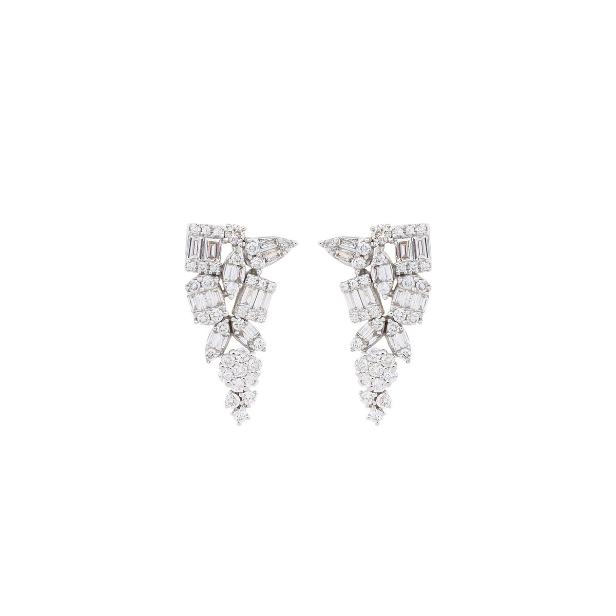 Fine Jewelry Earring. Gold and diamond earring. High end jewelry earring.. Anatol jewelry. Golden Hall. Diamond Cluster Earring.