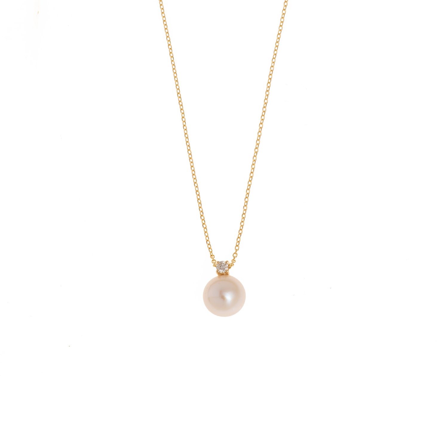 Pearl Necklace. Fresh water pearl. Sea pearl. Diamond and pearl necklace. Diamond Necklace. Chain necklace. Classic Necklace. Pearl Gift. Fine jewelry. Anatol jewelry. Χρυσά κοσμήματα. Κοσμήματα Κηφισιά. Κολιέ με μαργαριτάρι. Κολιέ με πέρλα. Κολιέ με μπριγιάν και μαργαριτάρι. Κολιέ με διαμάντι και πέρλα.