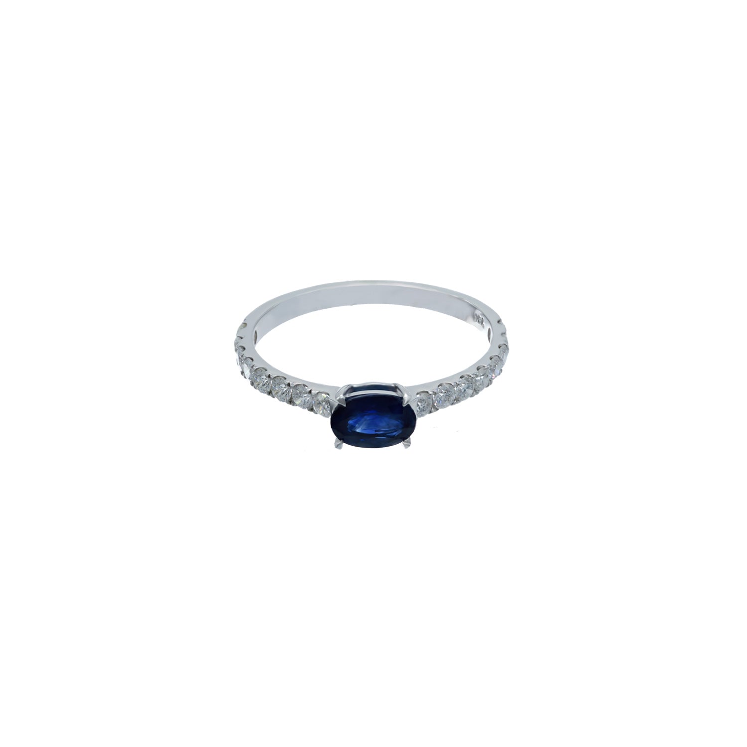 Sapphire Ring. Diamond and sapphire ring. Precious stone ring. High end ring. Anatol jewelry. Fine jewelry. Golden Hall. Kifissia. Vivid blue sapphire. Fine jewelry. Ring. Engagement ring. Royal blue ring. Athens. Δαχτυλίδι με διαμάντια. Δαχτυλίδι με μπλε ζαφείρι. Δαχτυλίδι κόσμημα. Καλό δαχτυλίδι. Κοσμήματα. 