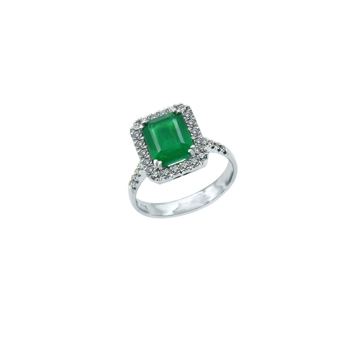 Emerald Ring. Green stone ring