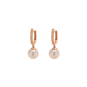 Pearl Earring. Earrings. 18K gold earring. Fresh water pearl. White Gold, yellow gold, rose gold. Perfect Gift. Earring gift. Hanging Pearl. Chain Erring. Fine jewelry. Anatol. Σκουλαρίκι χρυσό. Σκουλαρίκι  με μαργαριτάρι. Σκουλαρίκι αλυσίδα. Σκουλαρίκι με πέρλα.
