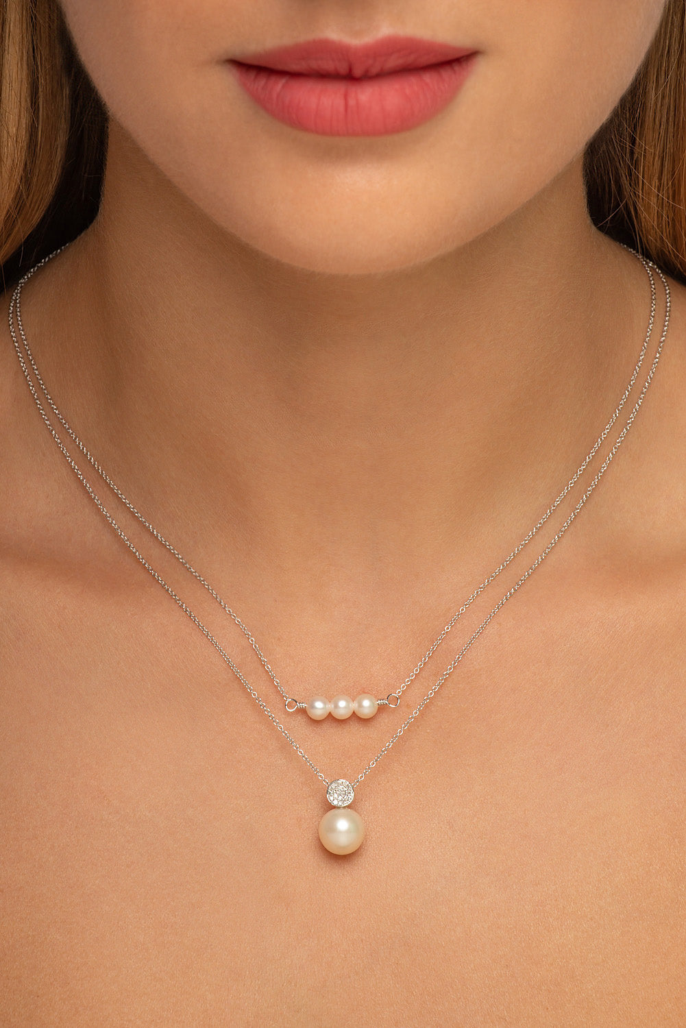 Diamond Circle Pearl Necklace