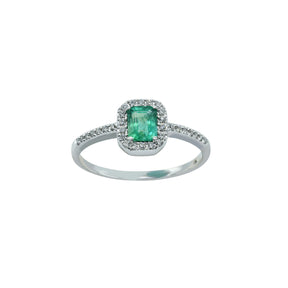 Emerald Ring. Diamond and emerald ring. 